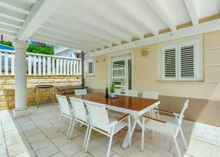 Luxury Διαμέρισμα *