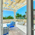 Luxury Διαμέρισμα *
